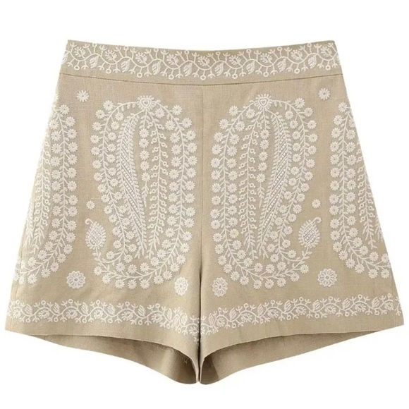 Classy Cool Girl Casual Embroidered Shorts - Picture 7 of 16